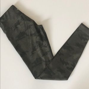 Lululemon camp print leggings